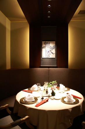 ロイヤルオークホテル：中華レストランのインテリアデザイン